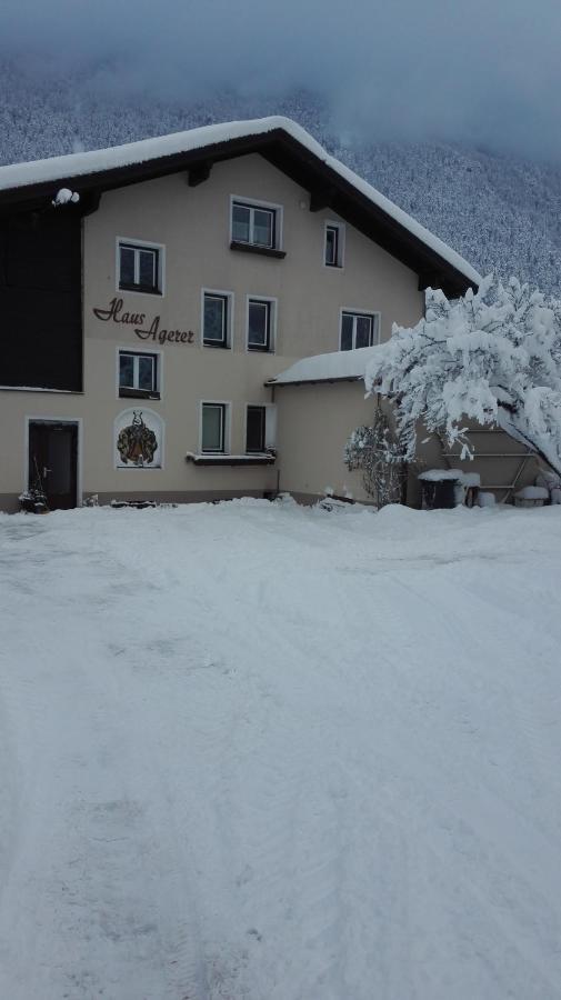 Haus Agerer Fewo 2. Stock Tarrenz Buitenkant foto